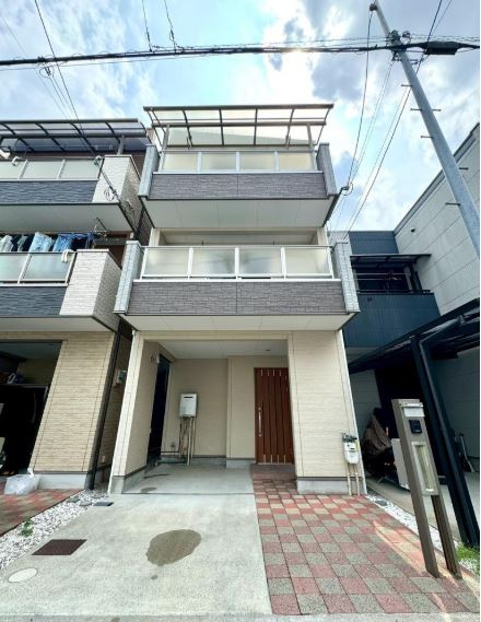東大阪市花園西町　中古戸建の外観