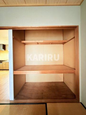 ペニーレインの寝室