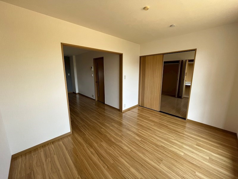 エントピア小山　A