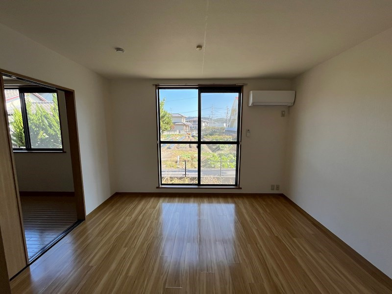 エントピア小山　A