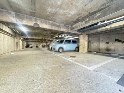 【駐車場】 | エルベコート豊中向丘