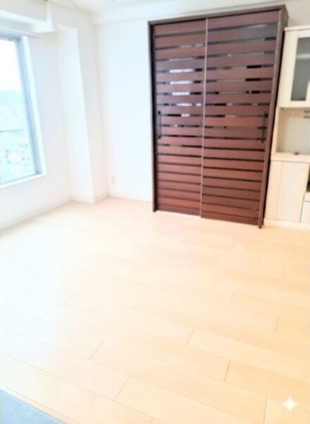 セザール難波西の洋室