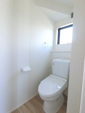 鳥栖市曽根崎町1期　1号棟の内観：施工例|トイレ