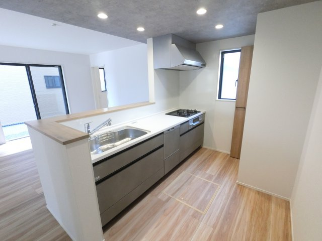 鳥栖市曽根崎町1期　1号棟の内観：施工例|キッチン