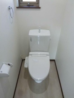 【トイレ】 | Terrace Tamias | 温水洗浄便座。