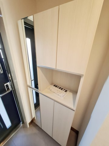 レフィナードのその他|シューズBBOX