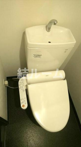 豊島区南長崎１丁目の賃貸マンションのトイレ