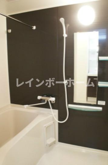 リブリ・Cross-T.K.の浴室