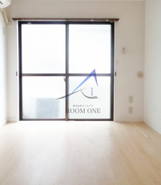 パークサイド神﨑の居間・リビング|洋室のお部屋です。