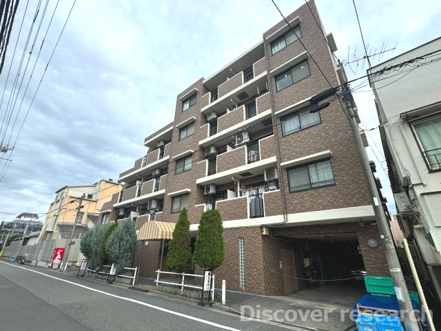 シャルマンコーポ志村三丁目の外観