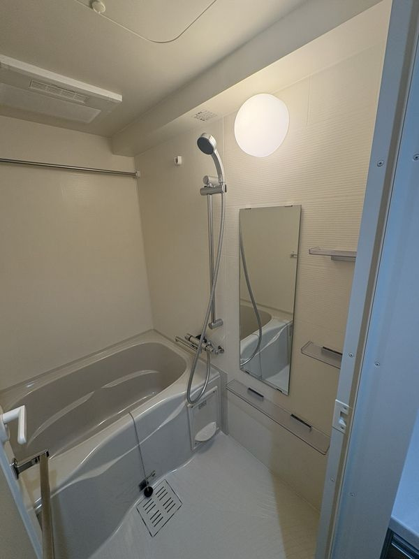 ARCOBALENO MINAMISENJUの浴室