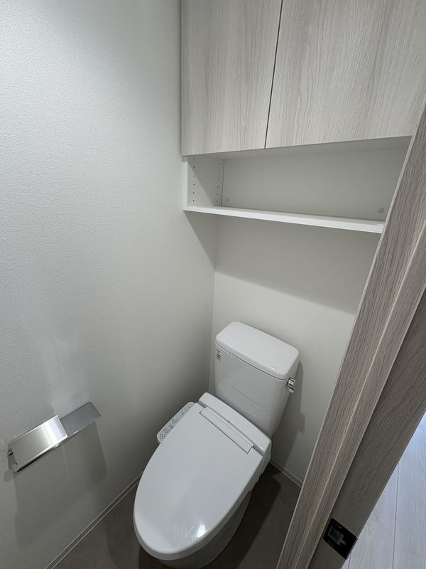 ARCOBALENO MINAMISENJUのトイレ