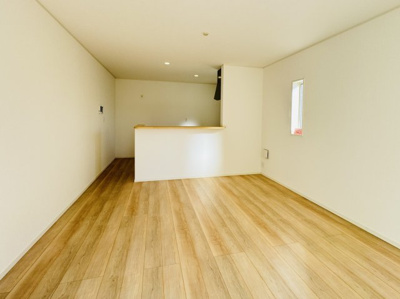 【居間・リビング】 | 柏市藤心１丁目新築戸建（藤心第６） | 16帖リビングダイニングキッチン