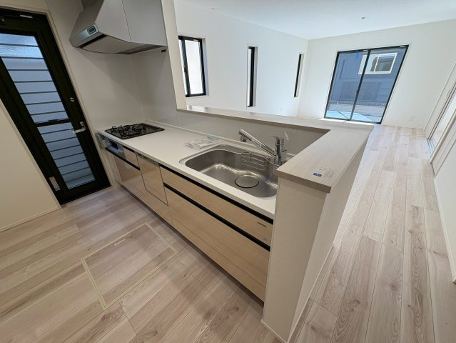 京都郡苅田町富久町2丁目2期　新築一戸建てのキッチン|家族を見渡せるカウンターキッチン♪
【苅田町　新築戸建て】