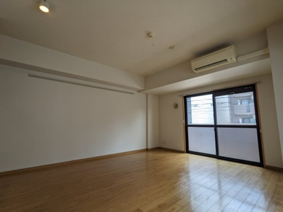 【居間・リビング】 | マーサプレアマールケイ | 門前仲町の賃貸物件。
「マーサプレアマールケイ」のことなら(株)メイワ・エステートへお任せください