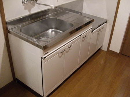 ワイズクレスト久米田のキッチン|お料理しやすいキッチンです