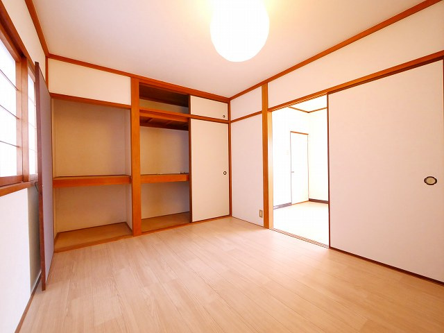 Revo郡山の内装
