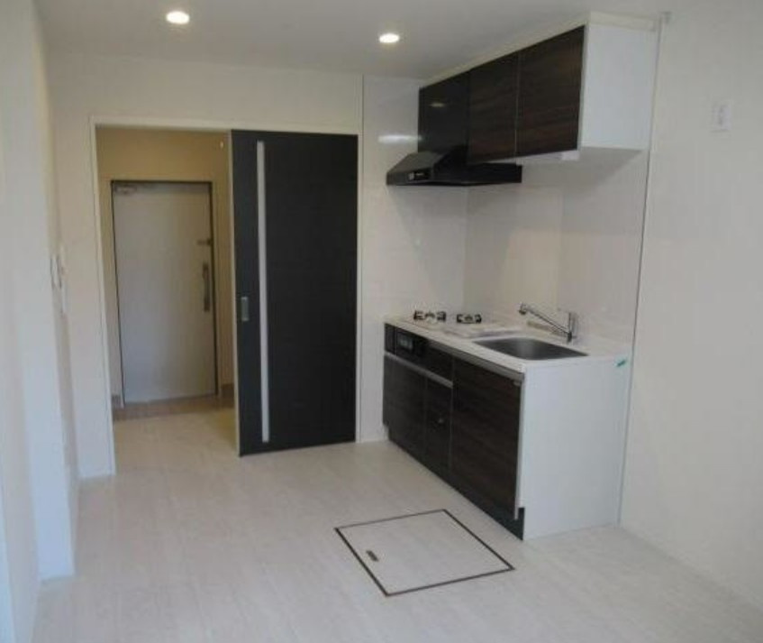 調布市多摩川４丁目の賃貸マンションの居間・リビング|施工会社イメージ写真