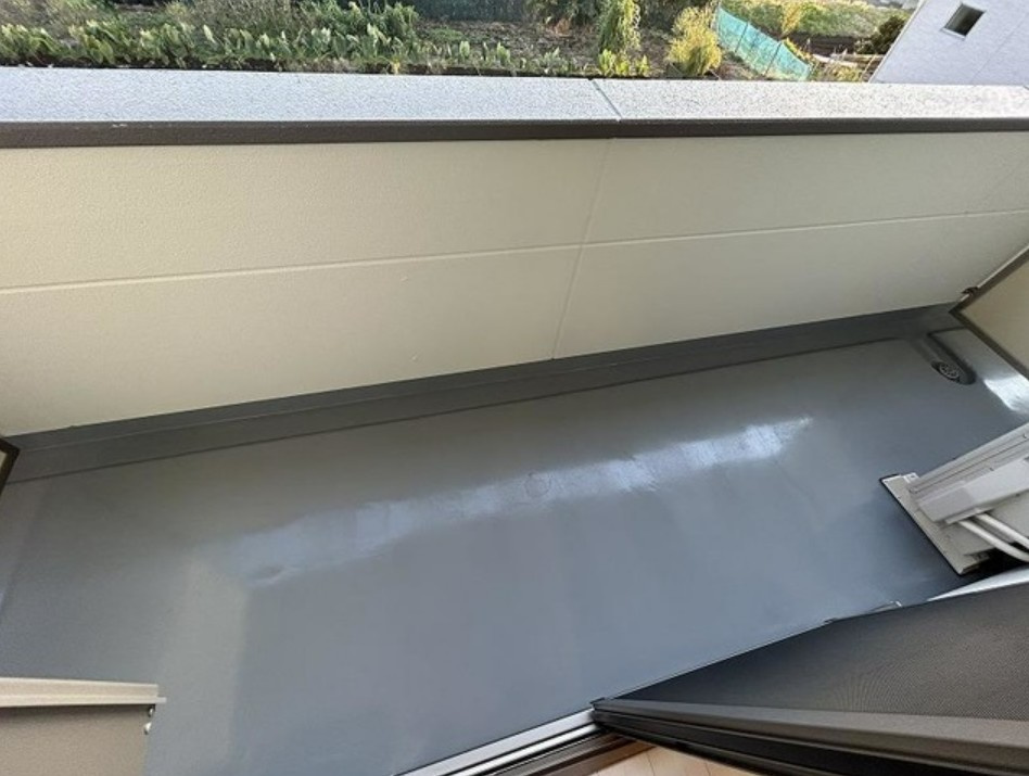 調布市多摩川４丁目の賃貸マンションのバルコニー|施工会社イメージ写真