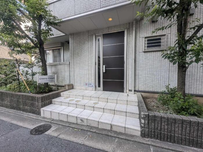 【エントランス】 | Cherry Court