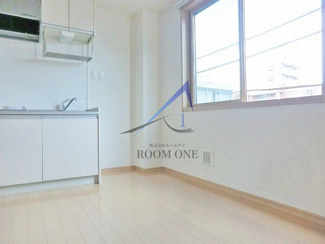 寿ビルの居間・リビング|洋室のお部屋です。