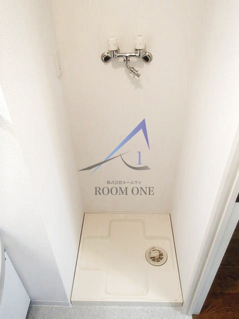 ロワール横濱ポートサイドの設備|洗濯機置き場です。