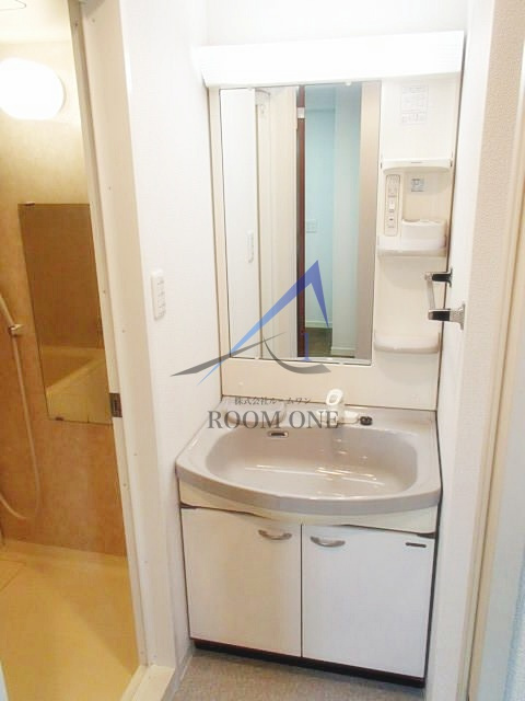 ロワール横濱ポートサイドの洗面所|洗面台です。
