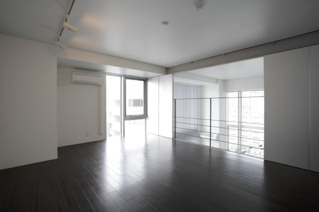 アーバネックス淀屋橋のバルコニー