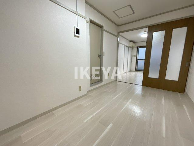 コーポ大淀の居間・リビング