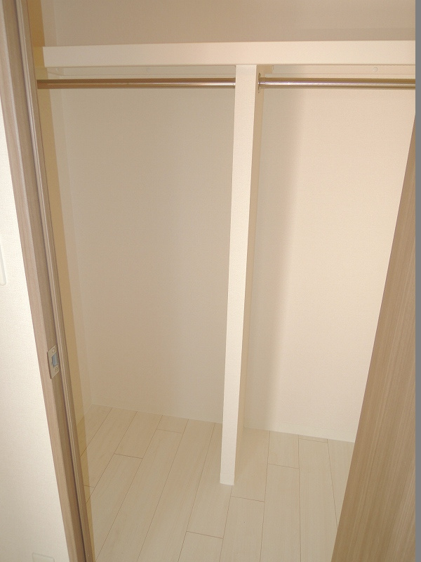 プレサンス野田阪神駅前ザ・ファーストの収納