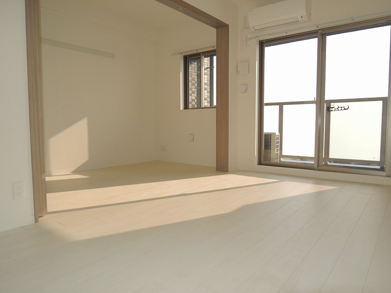 プレサンス野田阪神駅前ザ・ファースト