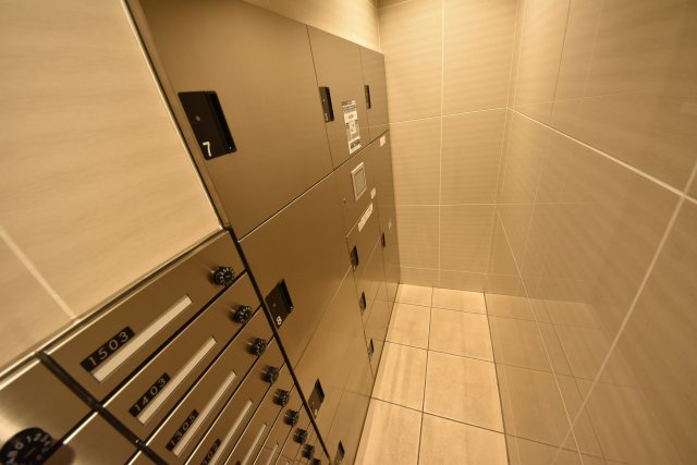 プレサンス野田阪神駅前ザ・ファースト