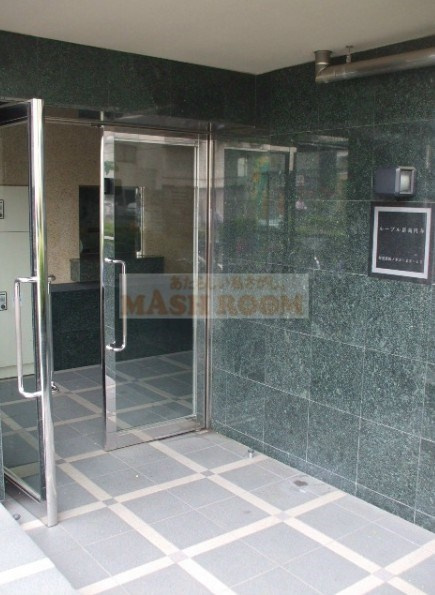 ルーブル新高円寺の外観