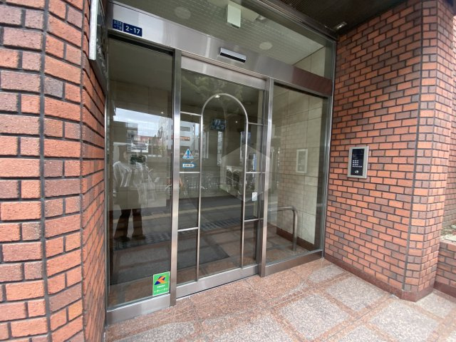 センターロイヤルのエントランス