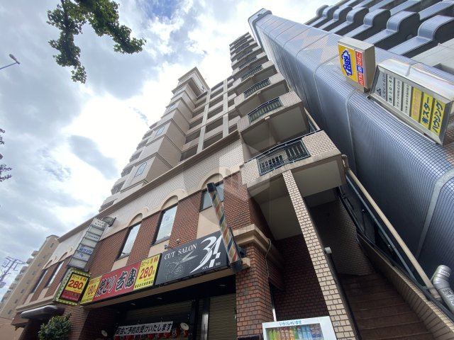 センターロイヤルの外観