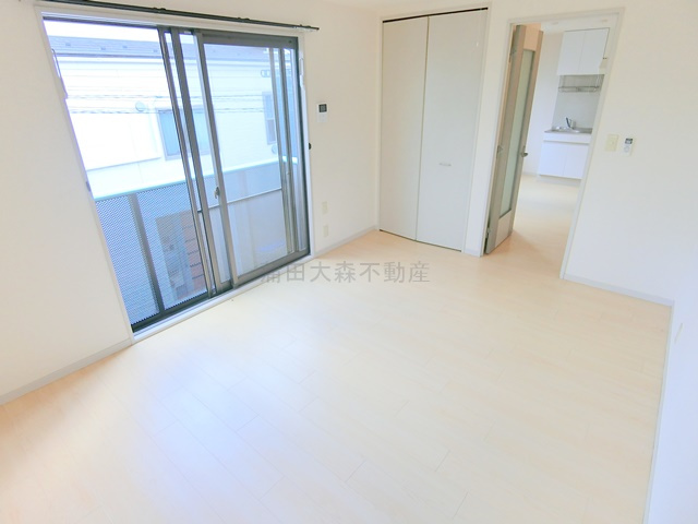 第6みゆきハイツの居間・リビング