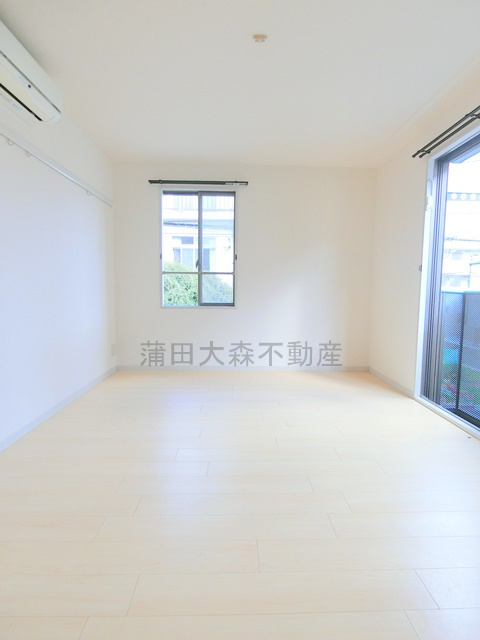 第6みゆきハイツの居間・リビング