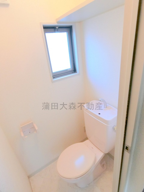 第6みゆきハイツのトイレ|窓付きのトイレ　