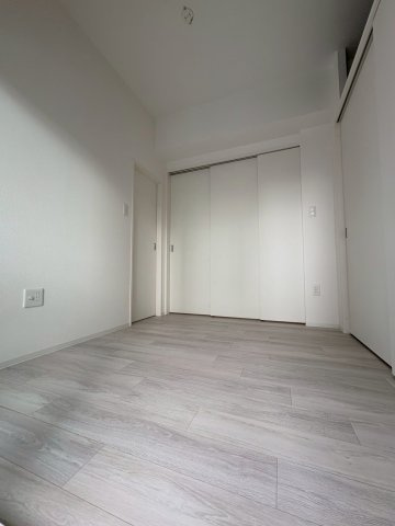 セレニテフラン難波の居間・リビング