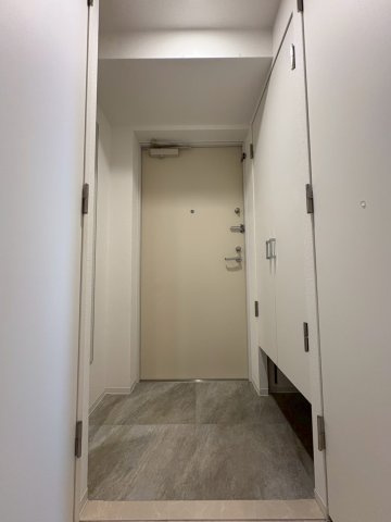 セレニテフラン難波の玄関
