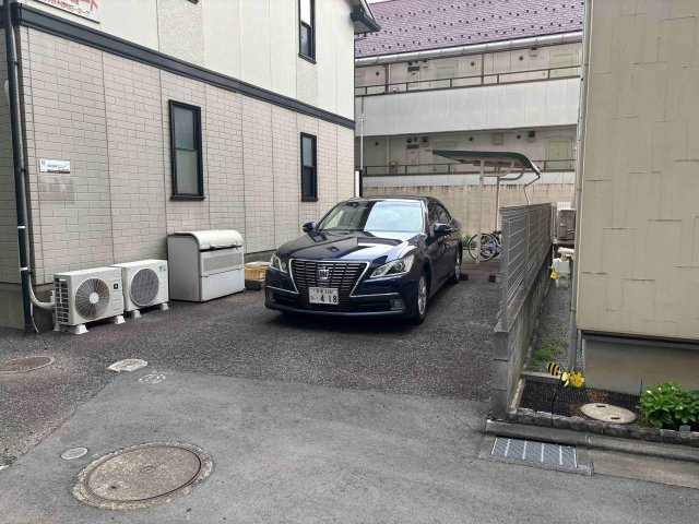 ブラウンコート