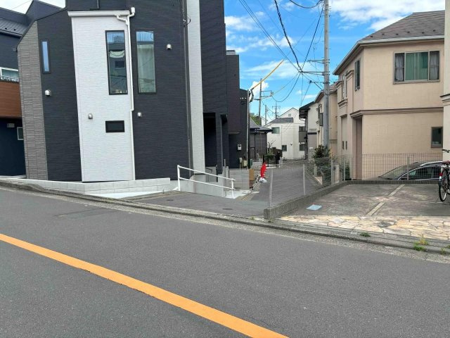 ブラウンコート