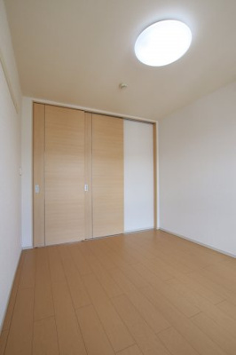 【寝室】 | ビサイド・アヴェニュー