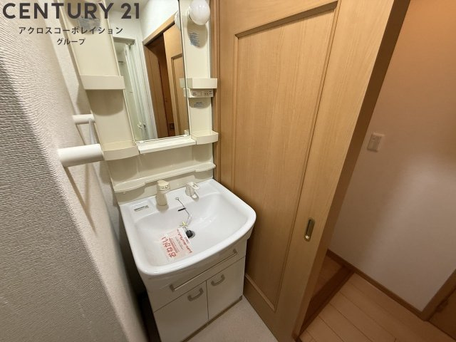 独立洗面化粧台付きでおすすめです！
