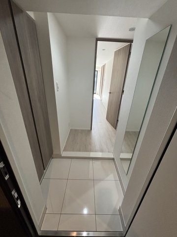 ARCOBALENO MINAMISENJUの玄関