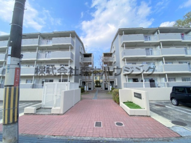 【外観】 | 　香里園ヒルズ | きれいな外観です