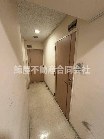 銀座ダイヤハイツのロビー|落ち着いたロビーです