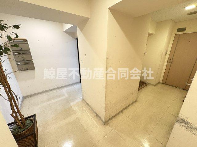 銀座ダイヤハイツのロビー|落ち着いたロビーです