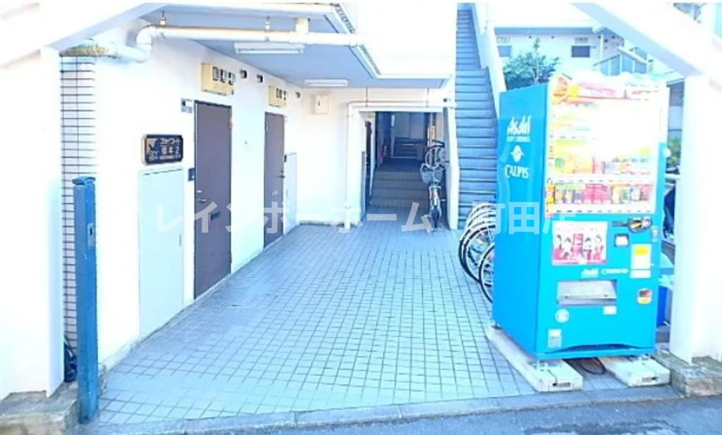 スカイコート橋本第２※初期費用分割あと払いサービス利用可能物件のエントランス