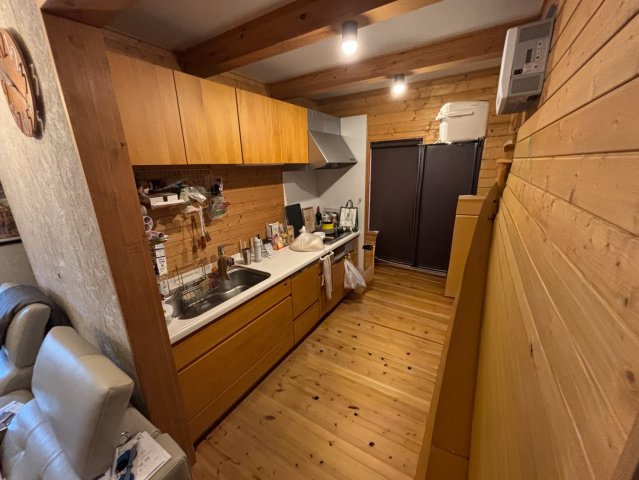 安佐北区三入南二丁目の前面道路含む現地写真